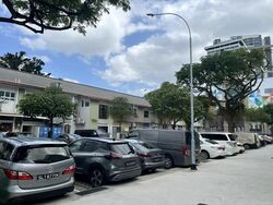 722 ANG MO KIO AVENUE 8 (D20), Shop House #455722801